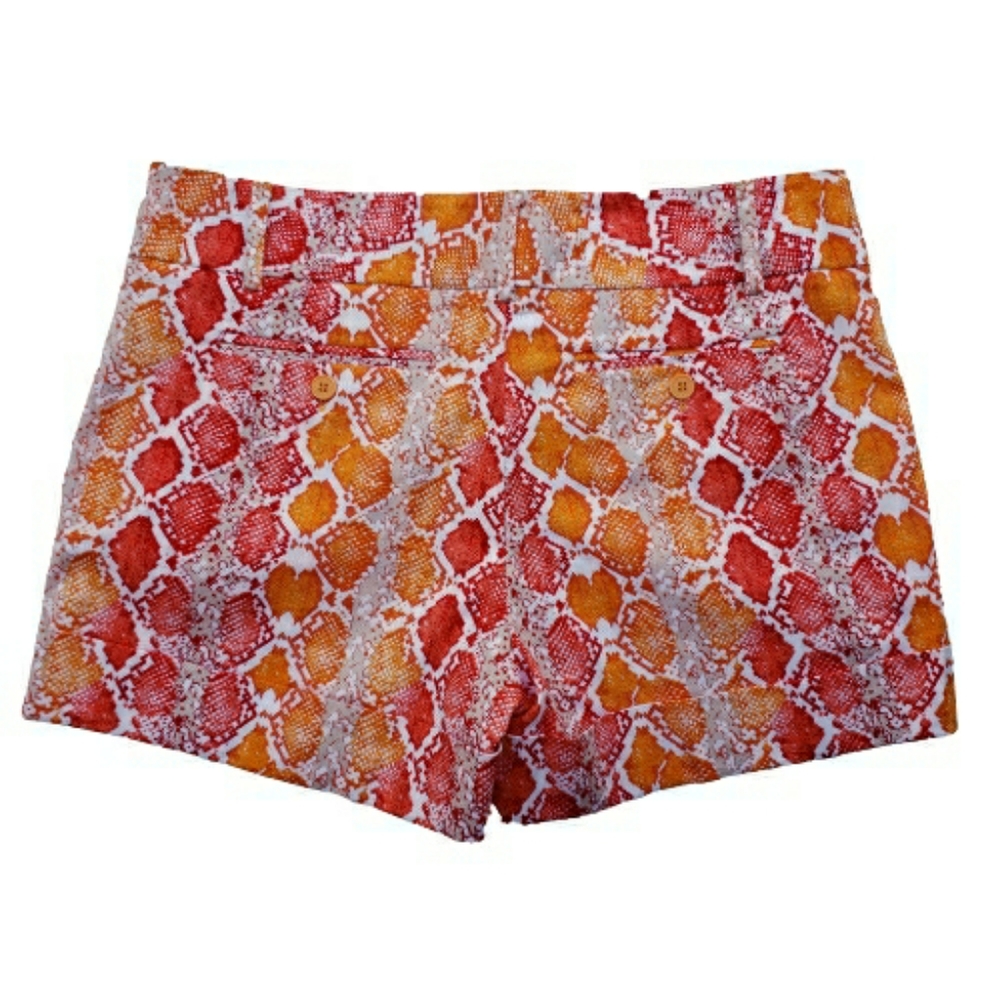 New York & Company Sateen Cuffed Shorts - Picture 4 of 5